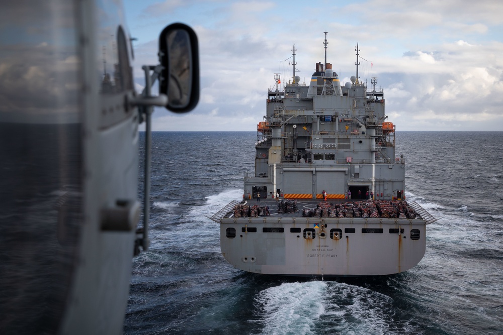 Kearsarge Conducts Operations in the Atlantic Ocean.