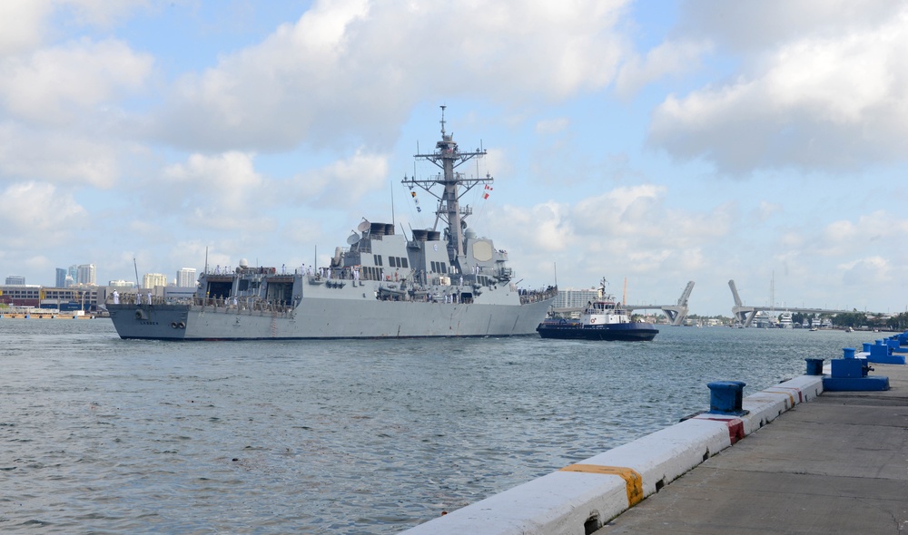 USS Lassen departs Fleet Week Port Everglades