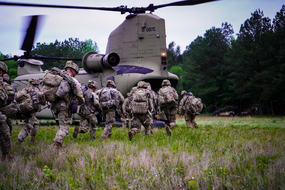 2-327 Infantry &quot;No Slack&quot; conducts STX Lanes during Operation Lethal Eagle 2