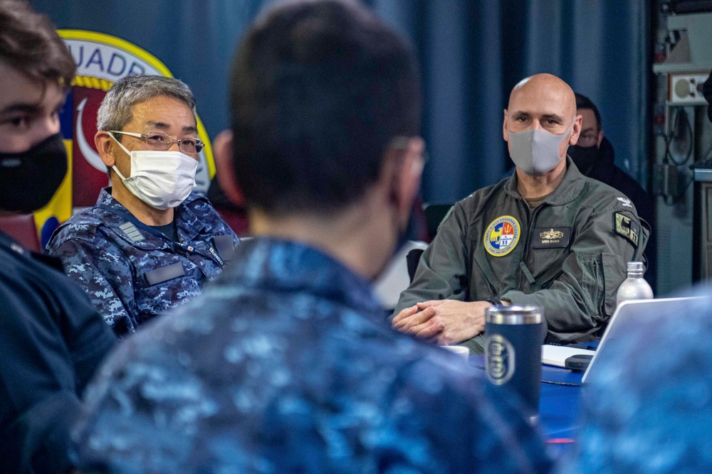 PHIBRON 11, JMSDF conduct bilateral staff talks at sea