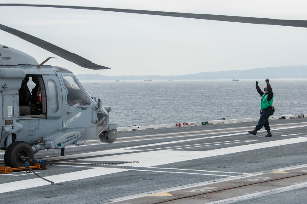 USS Ronald Reagan (CVN 76) Conducts Flight Operations
