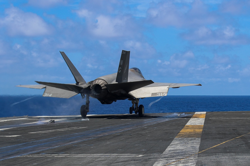 Abraham Lincoln conducts flight operations