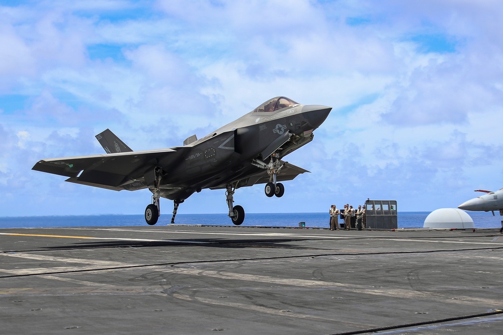 Abraham Lincoln conducts flight operations