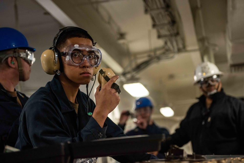 USS Ronald Reagan (CVN 76) Anchor Drop Test