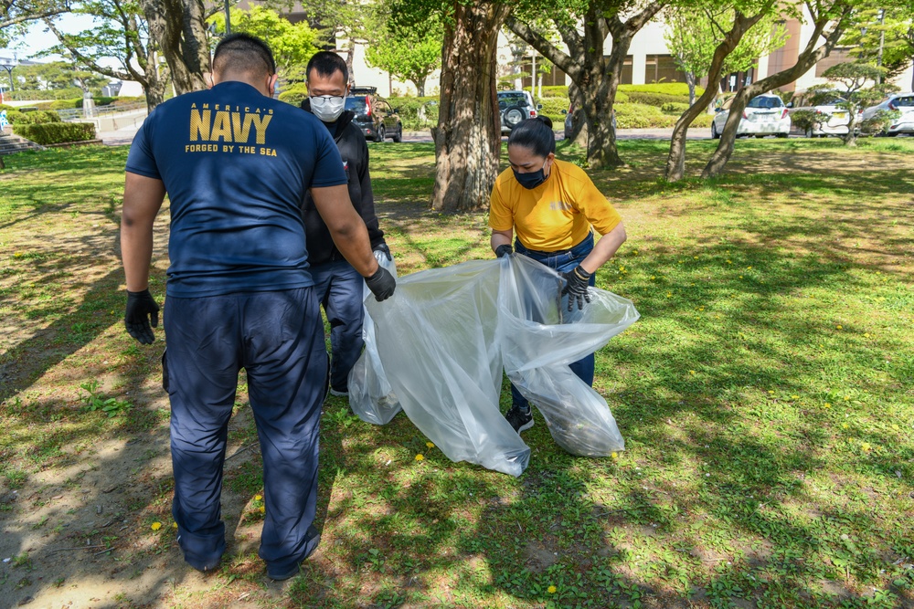 ASD Hosts Park Clean up