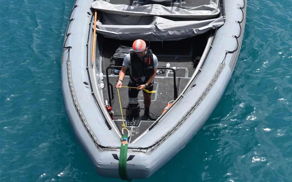 USS Billings Conducts Small Boat Ops