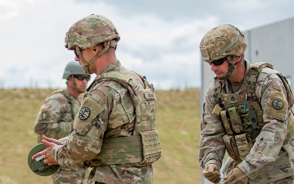 Fire in the hole! Idaho combat engineers practice explosive breaching