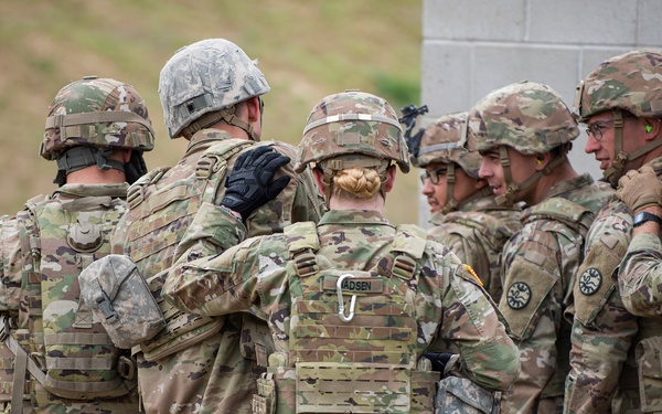Fire in the hole! Idaho combat engineers practice explosive breaching