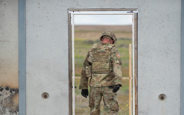 Fire in the hole! Idaho combat engineers practice explosive breaching