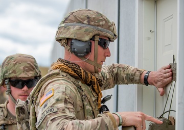 Fire in the hole! Idaho combat engineers practice explosive breaching
