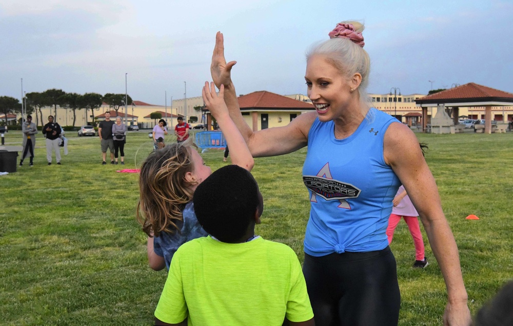 American Gladiators Visit NSA Naples