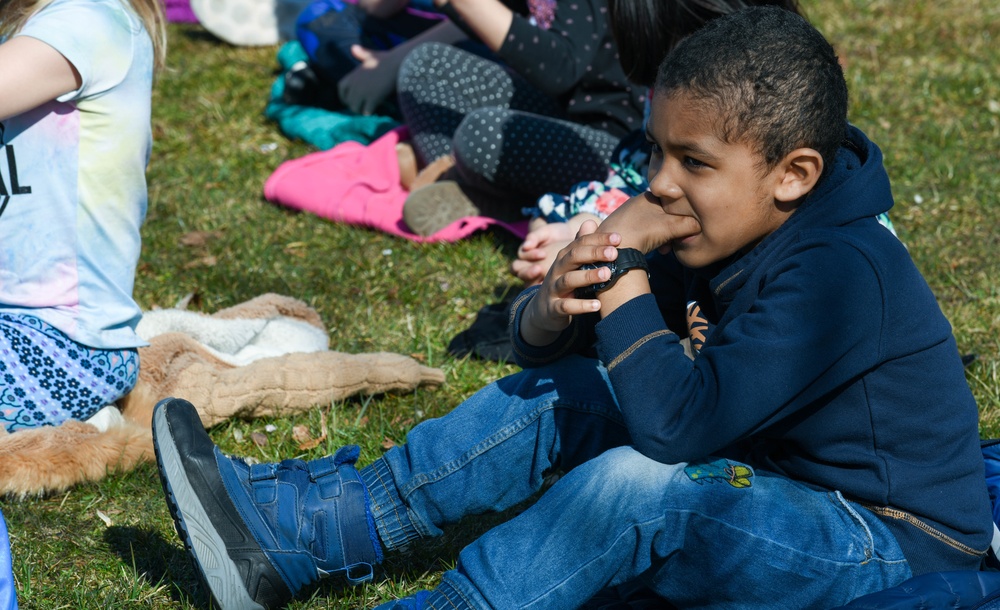 Vilseck Elementary School Red Hot Readers