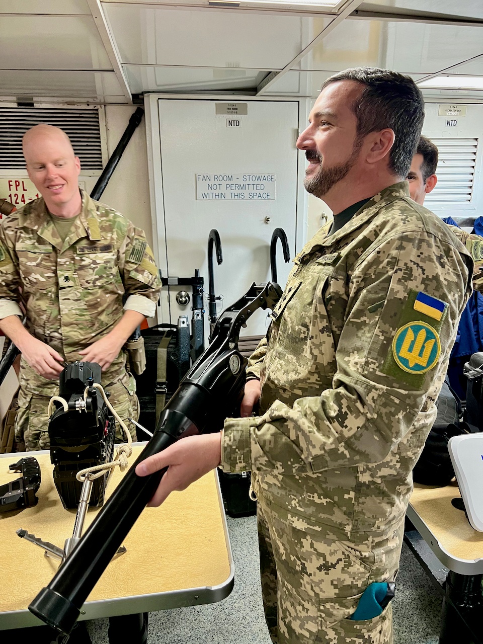 U.S. Coast Guard hosts Army War College visit