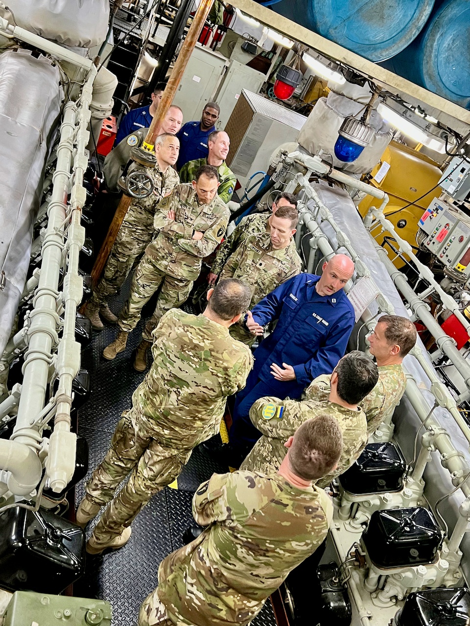 U.S. Coast Guard hosts Army War College visit