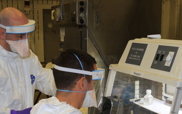 1st Area Medical Laboratory Soldiers showcase capabilities during open house