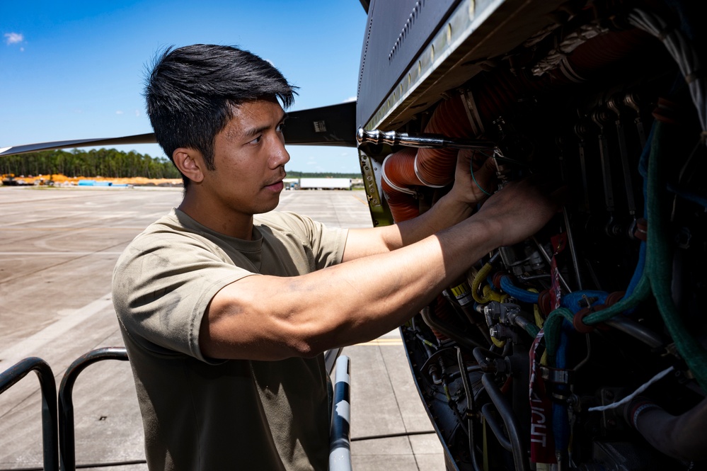 27th and 1st SOAMXS conduct an MC-130J Commando II aircraft engine inspection