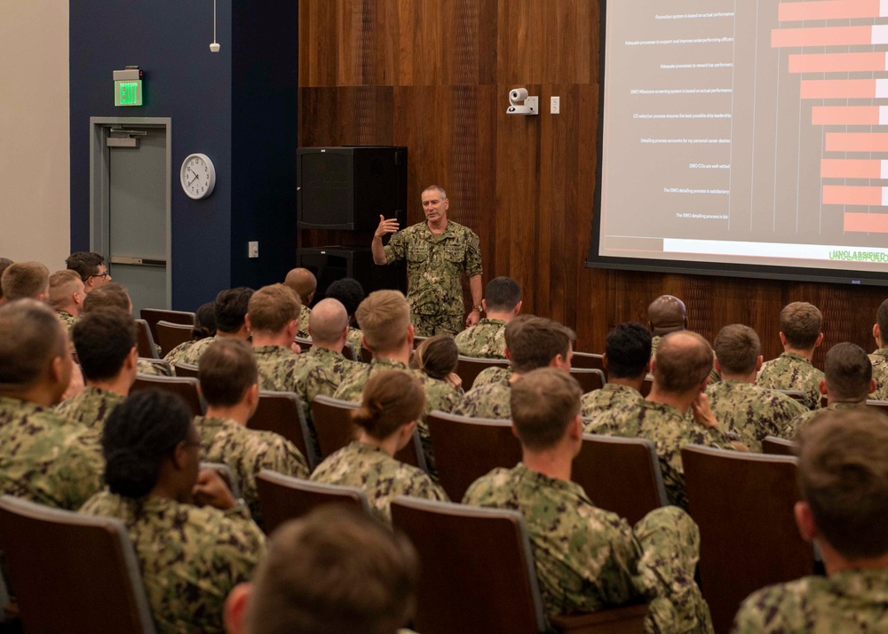 Vice Adm. Kitchener Speaks with Junior Officers