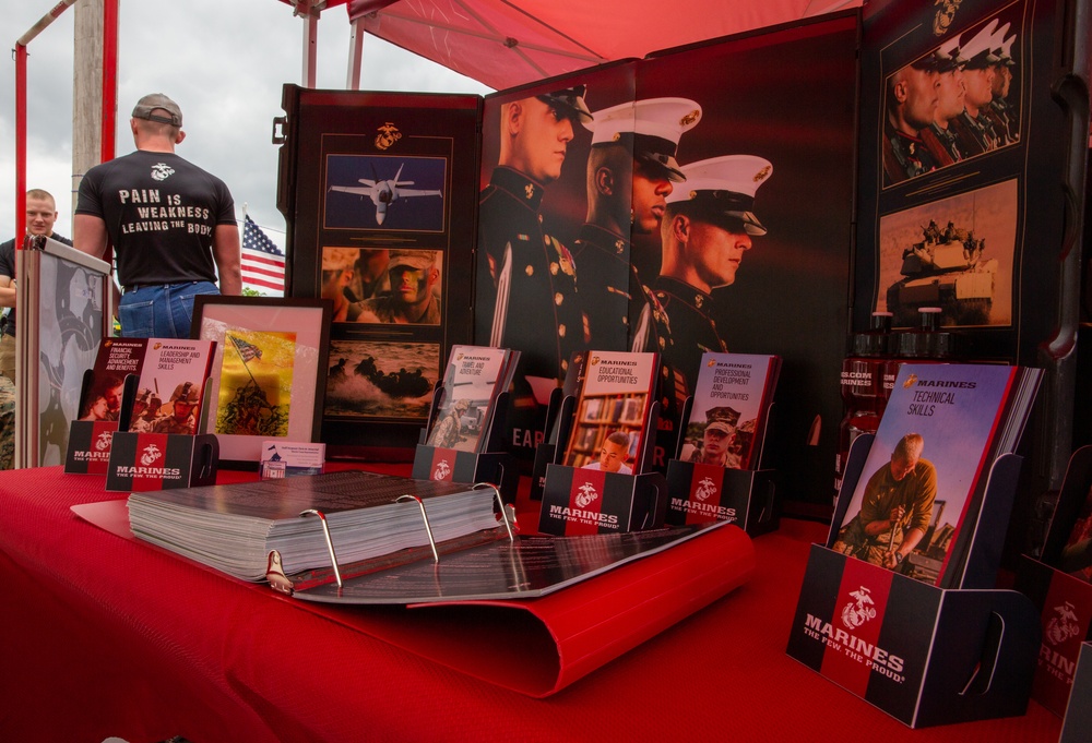 Marines take on The Mojo Radio Show 0.5k
