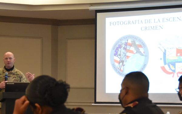 Members of Missouri National Guard's 35th Military Police Brigade Conduct Subject Matter Expert Exchange with Members of Panamanian Police and Protection Agencies.