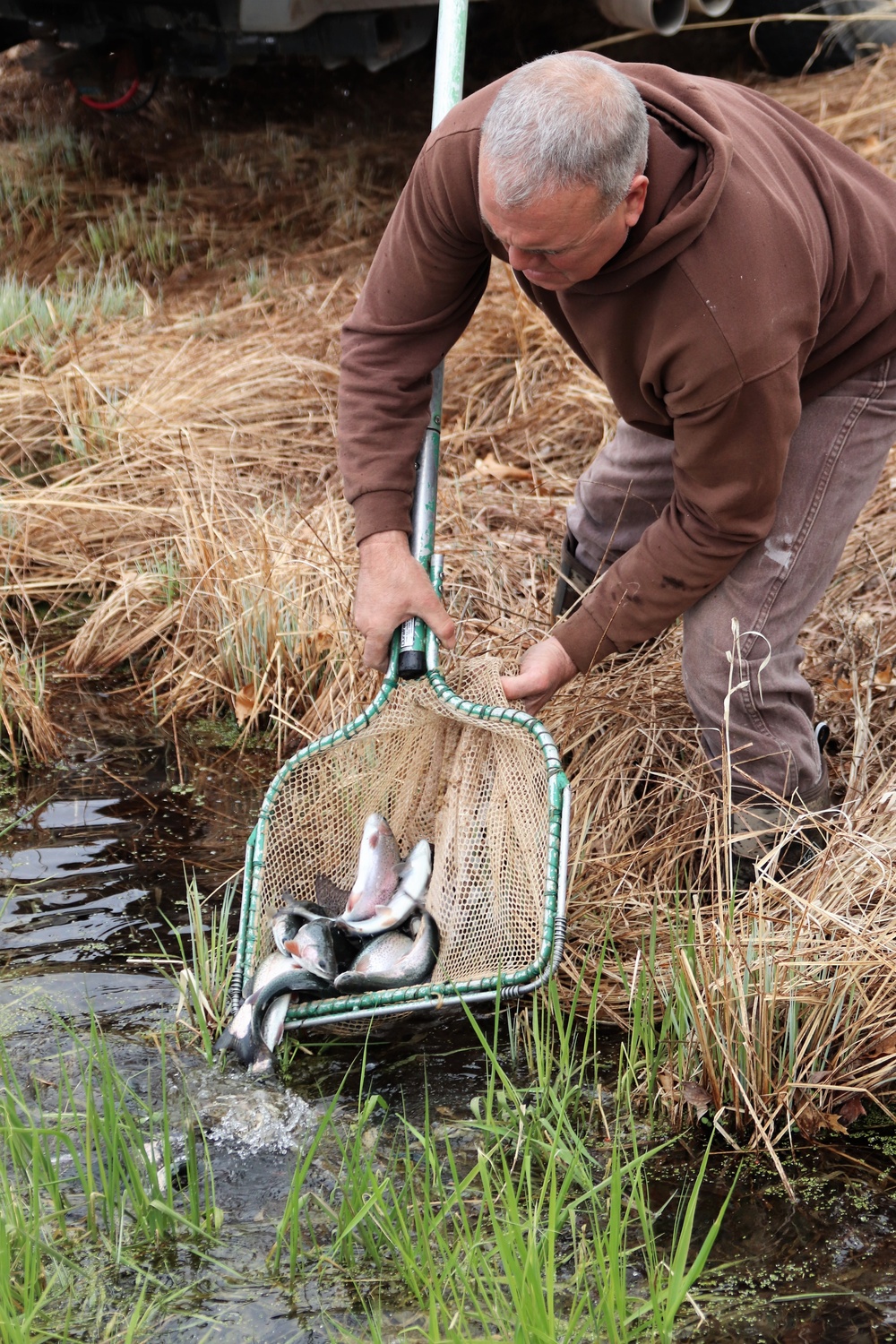 Thousands of rainbow trout stocked at Fort McCoy in time for 2022 fishing season