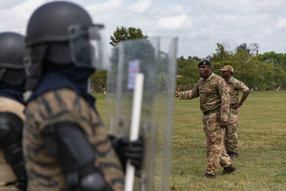 Royal Bermuda Regiments conducts riot control training