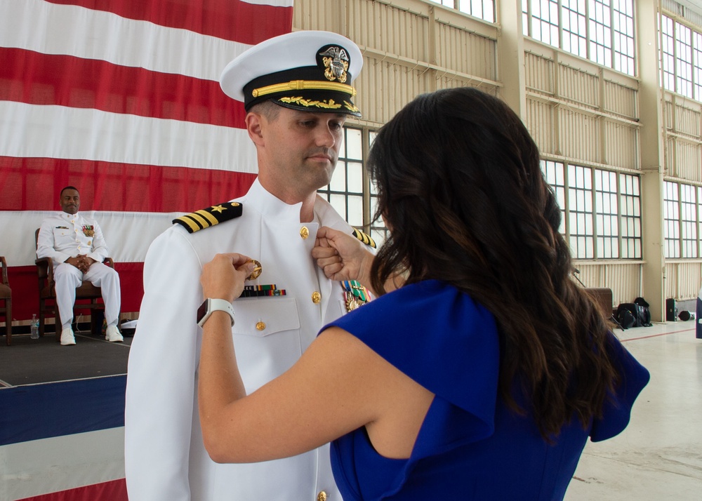 VP-10’s Red Lancers Conduct Change of Command