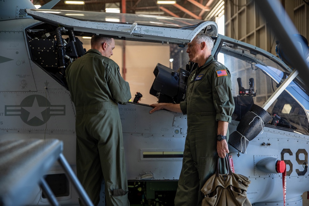 Vice Adm. Kenneth Whitesell visits Marine Aircraft Group 39