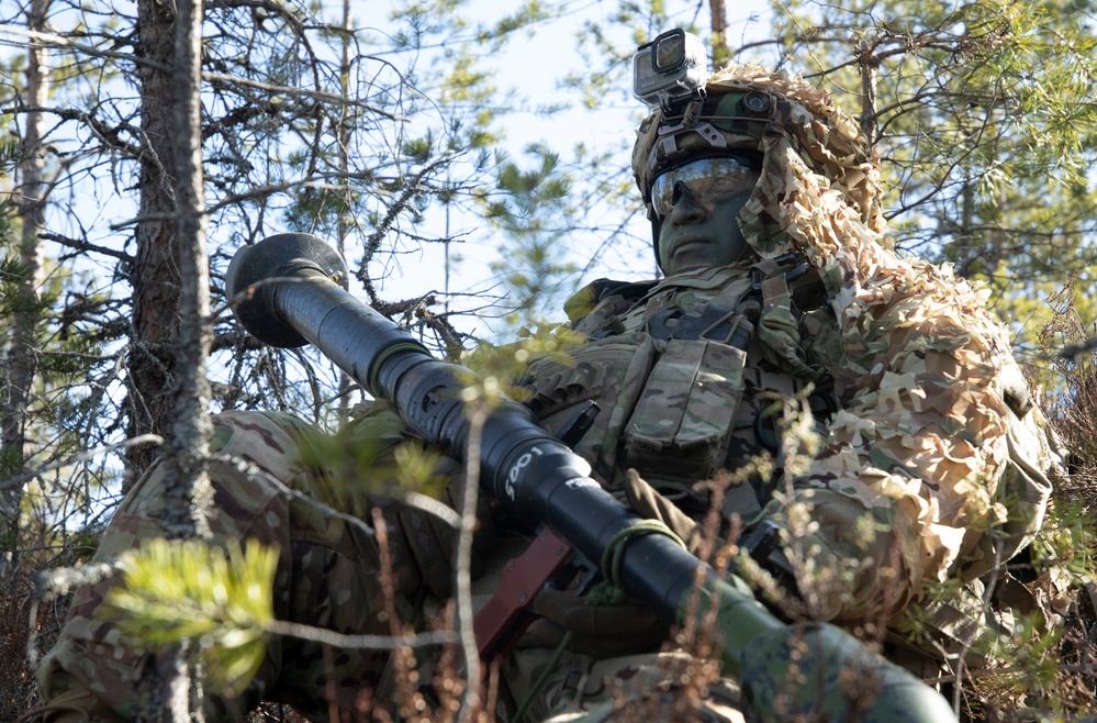 2CR Cavalry Scouts Conduct Dismounted Reconnaissance