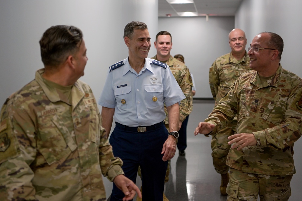 Lt. Gen. Sasseville visits the PRANG