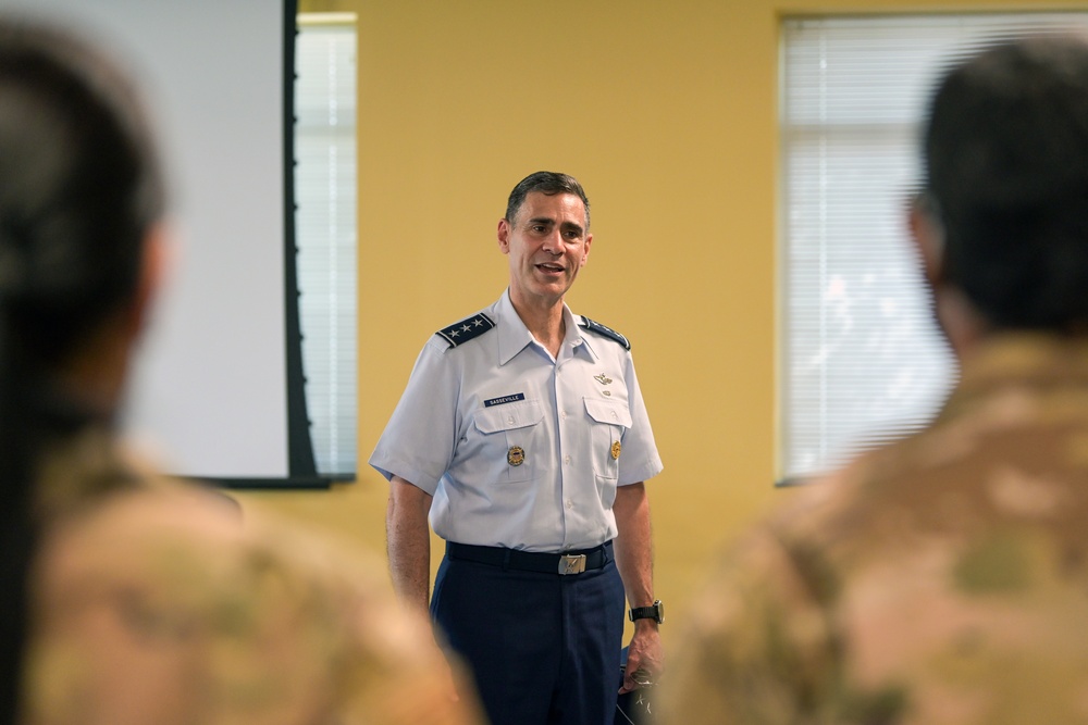 Lt. Gen. Sasseville visits the PRANG