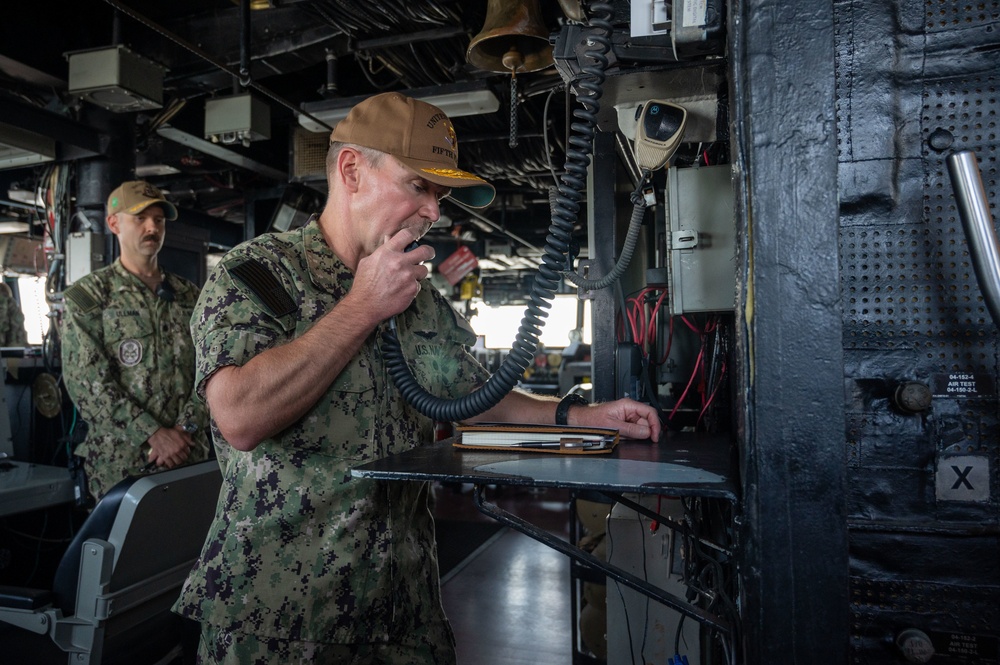 NAVCENT Deputy Commander visits USS Fitzgerald