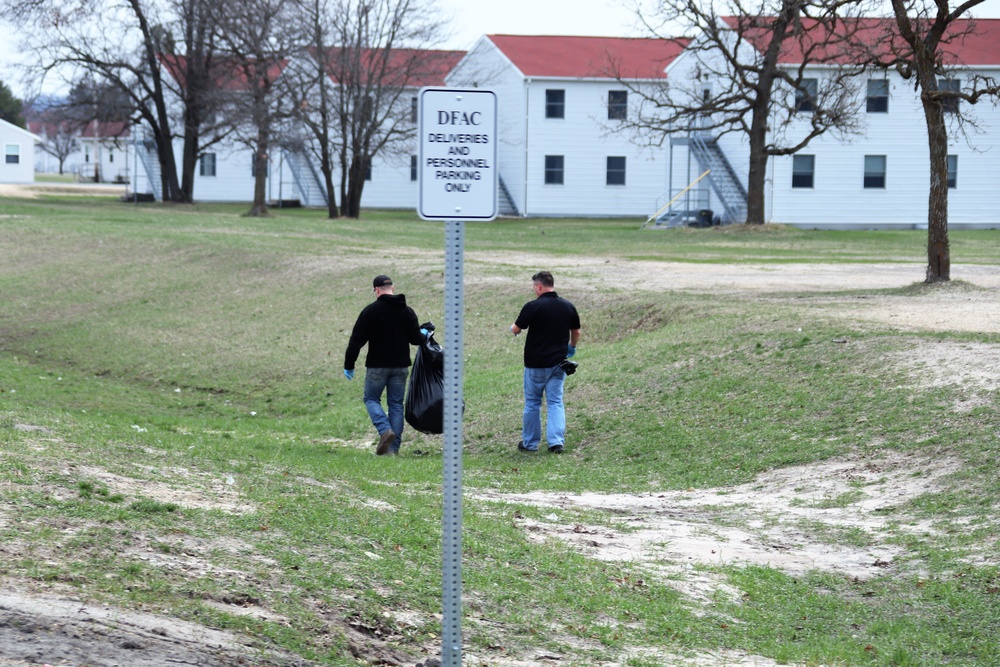 Dozens of Fort McCoy members help with Earth Day cleanup of cantonment area