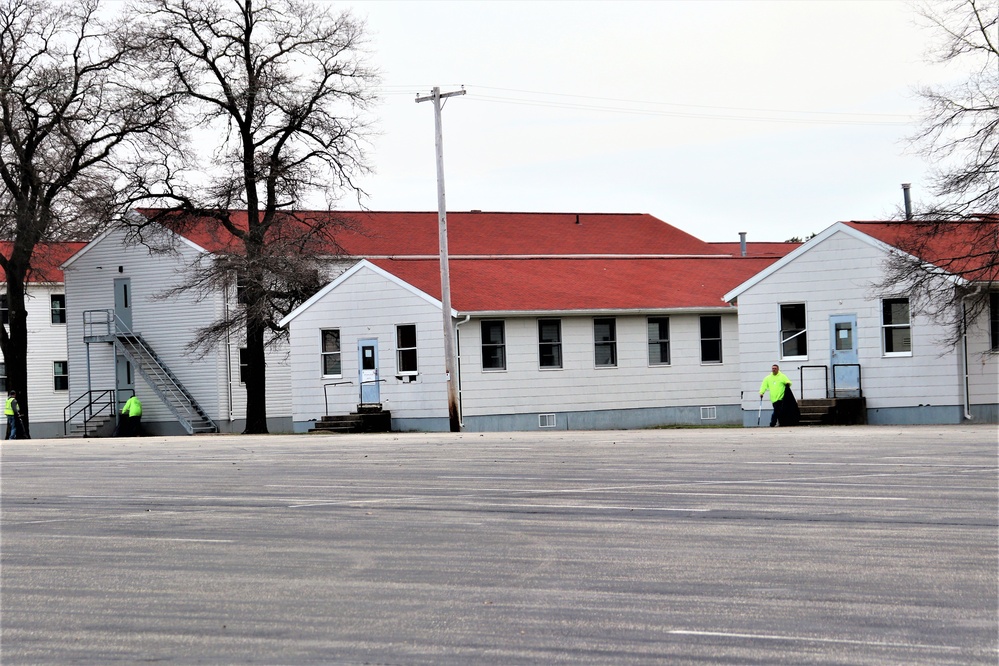 Dozens of Fort McCoy members help with Earth Day cleanup of cantonment area