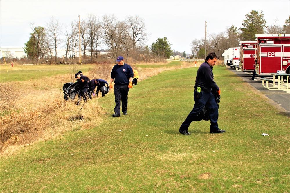 Dozens of Fort McCoy members help with Earth Day cleanup of cantonment area