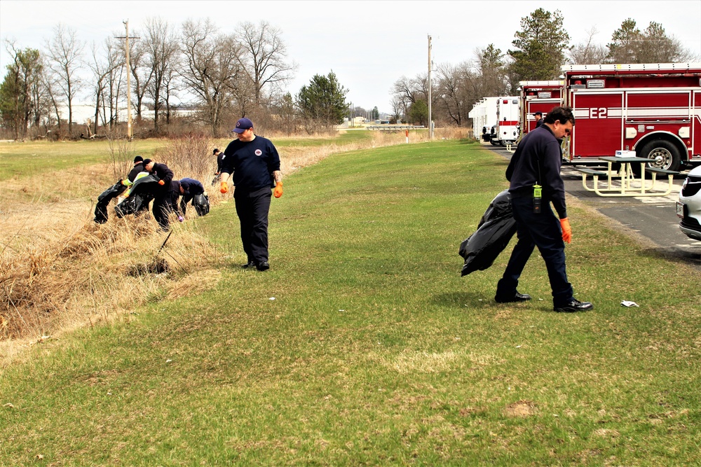 Dozens of Fort McCoy members help with Earth Day cleanup of cantonment area