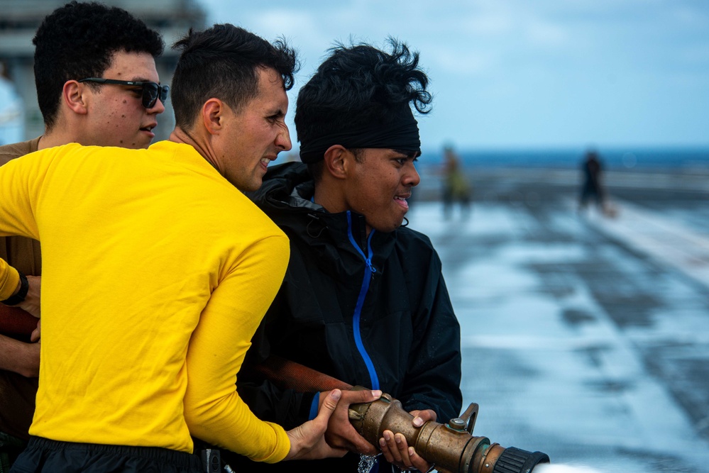 USS Ronald Reagan (CVN 76) Conducts Flight Deck Scrub Exercise