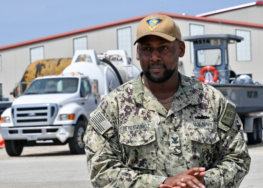 Port-Ops Sailor reenlists onboard Port Hueneme