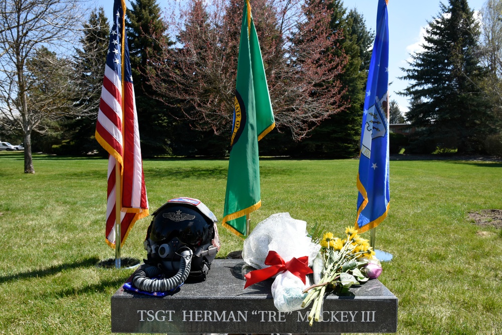Fairchild Shell 77 Memorial 2022