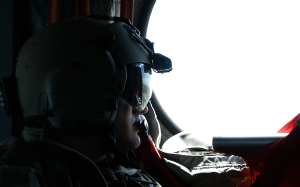 B Company, 2-3 General Support Aviation Battalion fly the CH-47 Chinook at Guardian Response 22