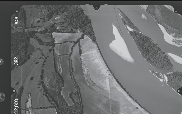 083232.031 - Arkansas River.382.5 S