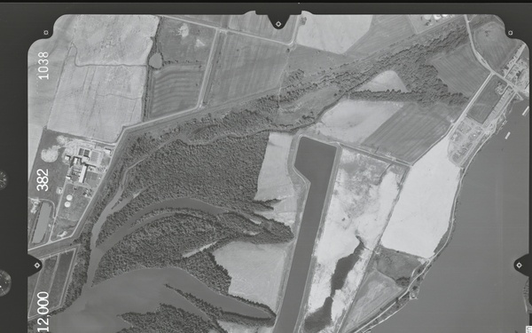 083232.122 - Arkansas River.382.5 S