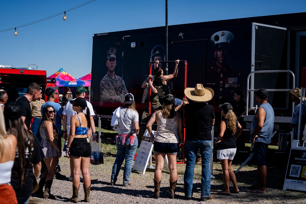 Country Thunder 2022