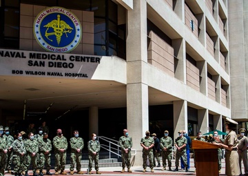 NMRTC San Diego Welcomes Troops 2 Task Sailors