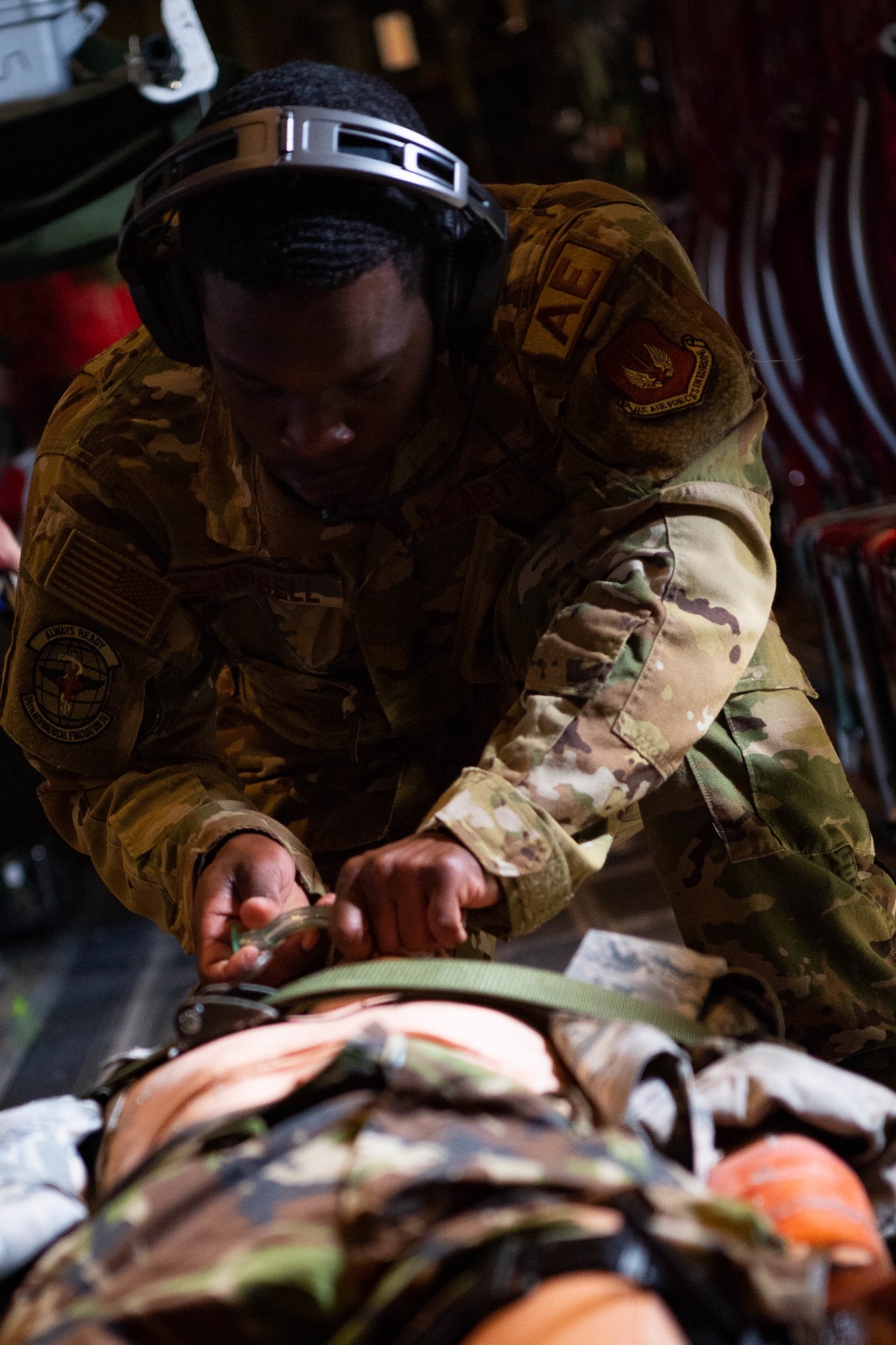 86th AES simulate Aeromedical Evacuation with 31st SAROS