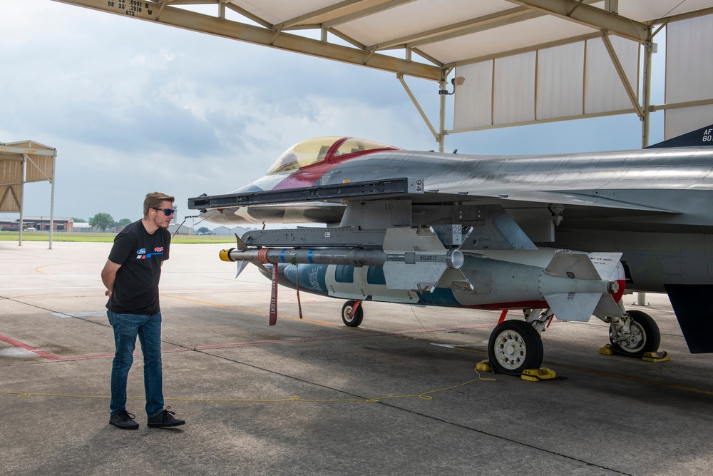 NASCAR team salutes the military at JBSA