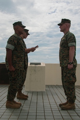 1st MAW Major Receives Air Medal