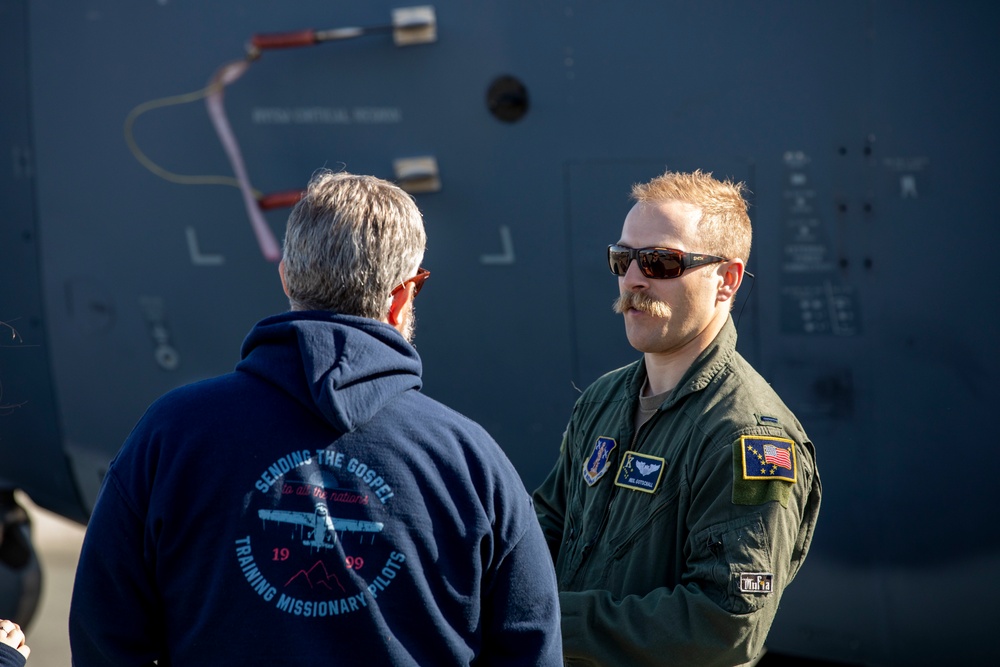 176th Wing showcase rescue Airmen, aircraft at Great Alaska Aviation Gathering