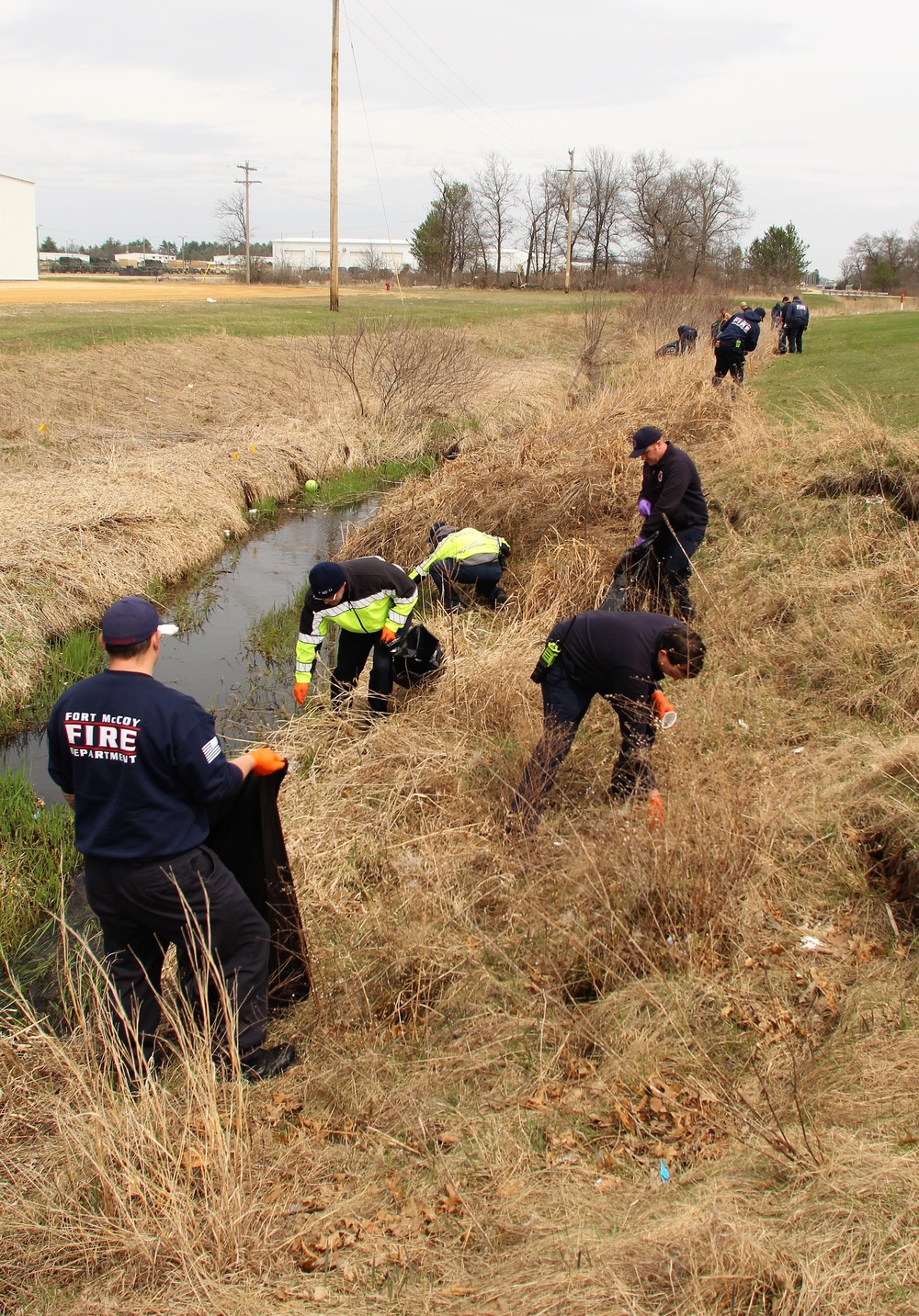 Dozens of Fort McCoy members help with Earth Day cleanup of cantonment area