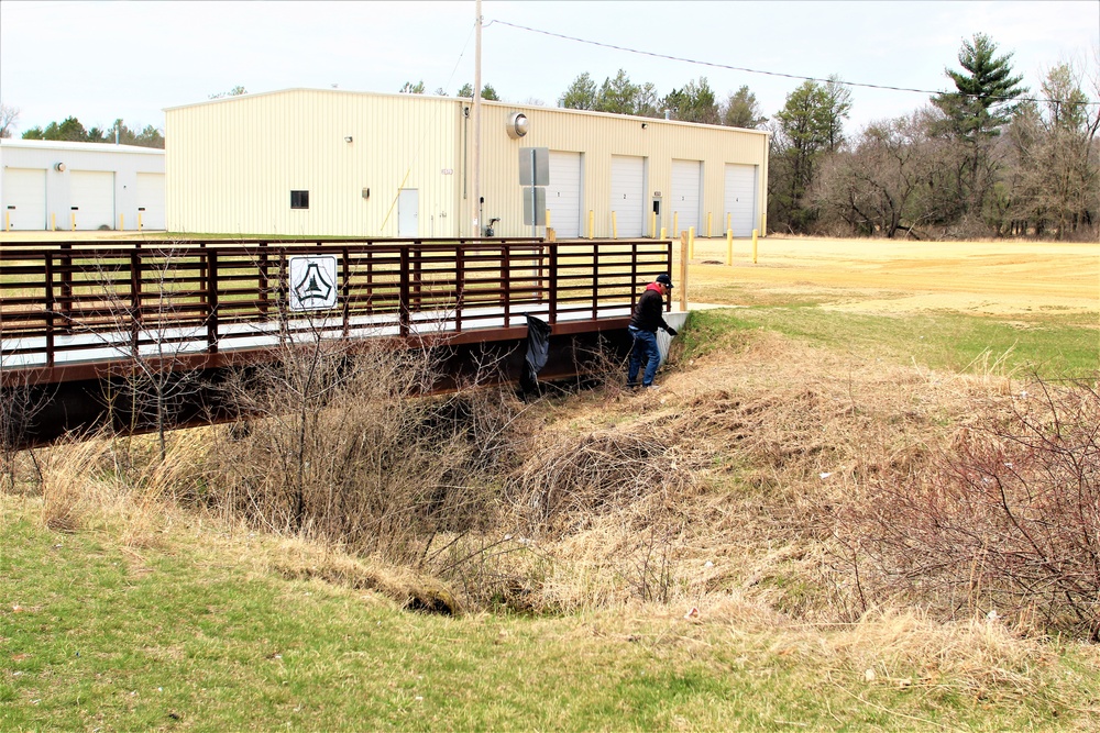 Dozens of Fort McCoy members help with Earth Day cleanup of cantonment area