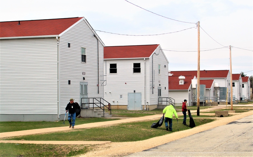 Dozens of Fort McCoy members help with Earth Day cleanup of cantonment area